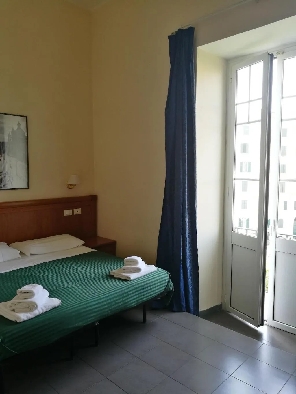 Room, Palma Residence, Naples