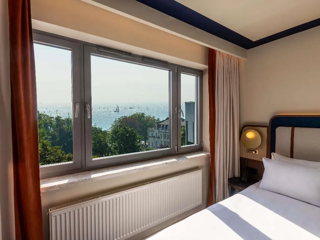 TWIN SUPERIOR SEA VIEW Room, Mercure Gdynia Centrum, Gdansk
