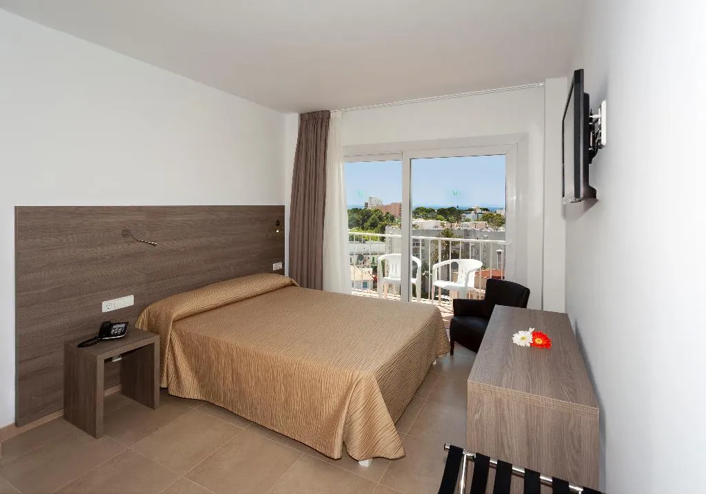 SINGLE STANDARD Room, Vista Odin, Majorca