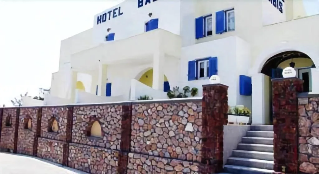 General view, Hotel Babis, Santorini