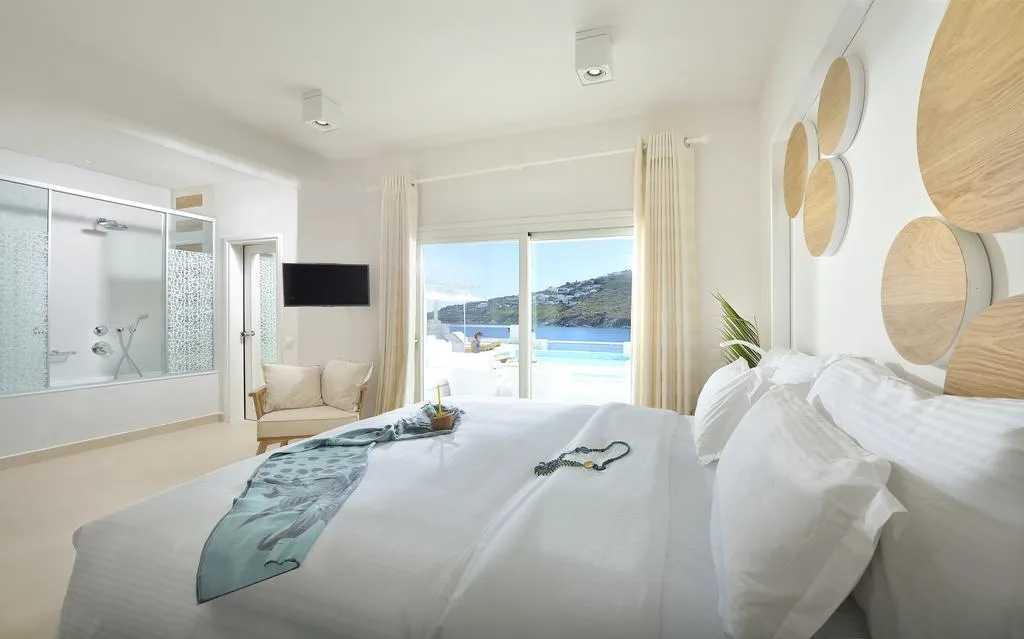 JUNIOR SUITE WITH JACUZZI Room, Nissaki Boutique Hotel, Mykonos