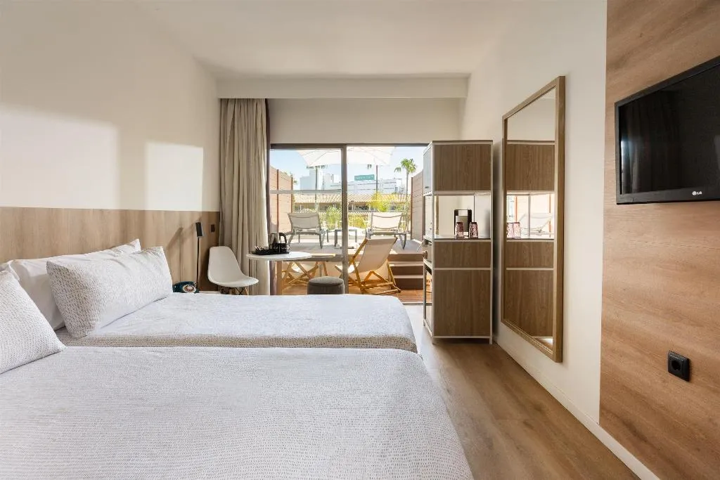 Room POOL VIEW Room, Innside by Melia Alcudia, Majorca