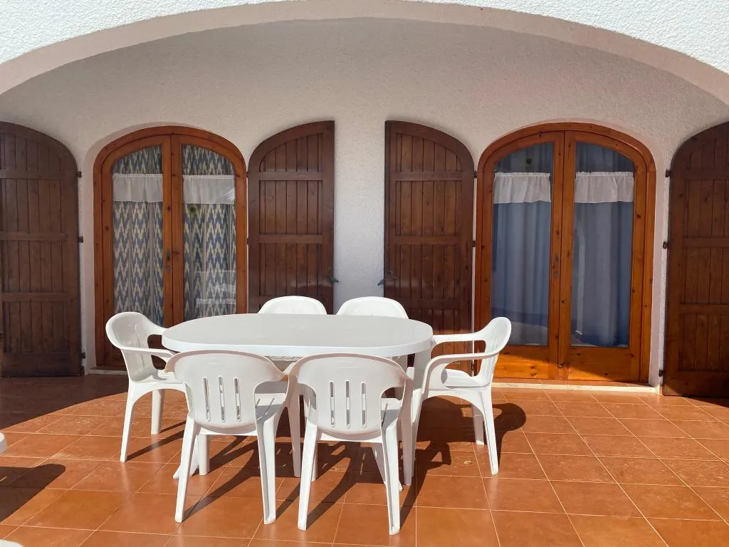 VILLA TWO BEDROOMS WITH TERRACE Room, Es Brucs, Menorca