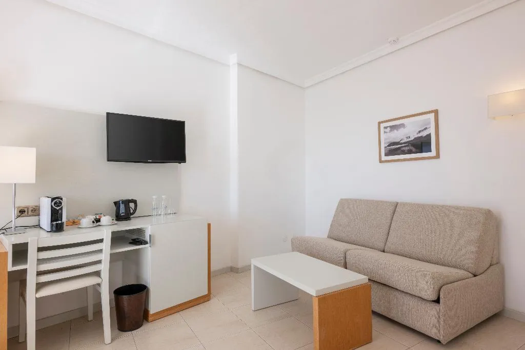 SUITE CAPACITY 3 Room, Landmar Playa La Arena, La Gomera