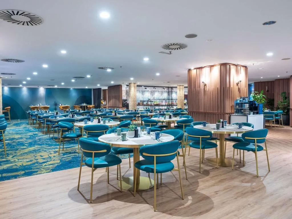 Restaurant, Hilton Diagonal Mar Barcelona, Barcelona