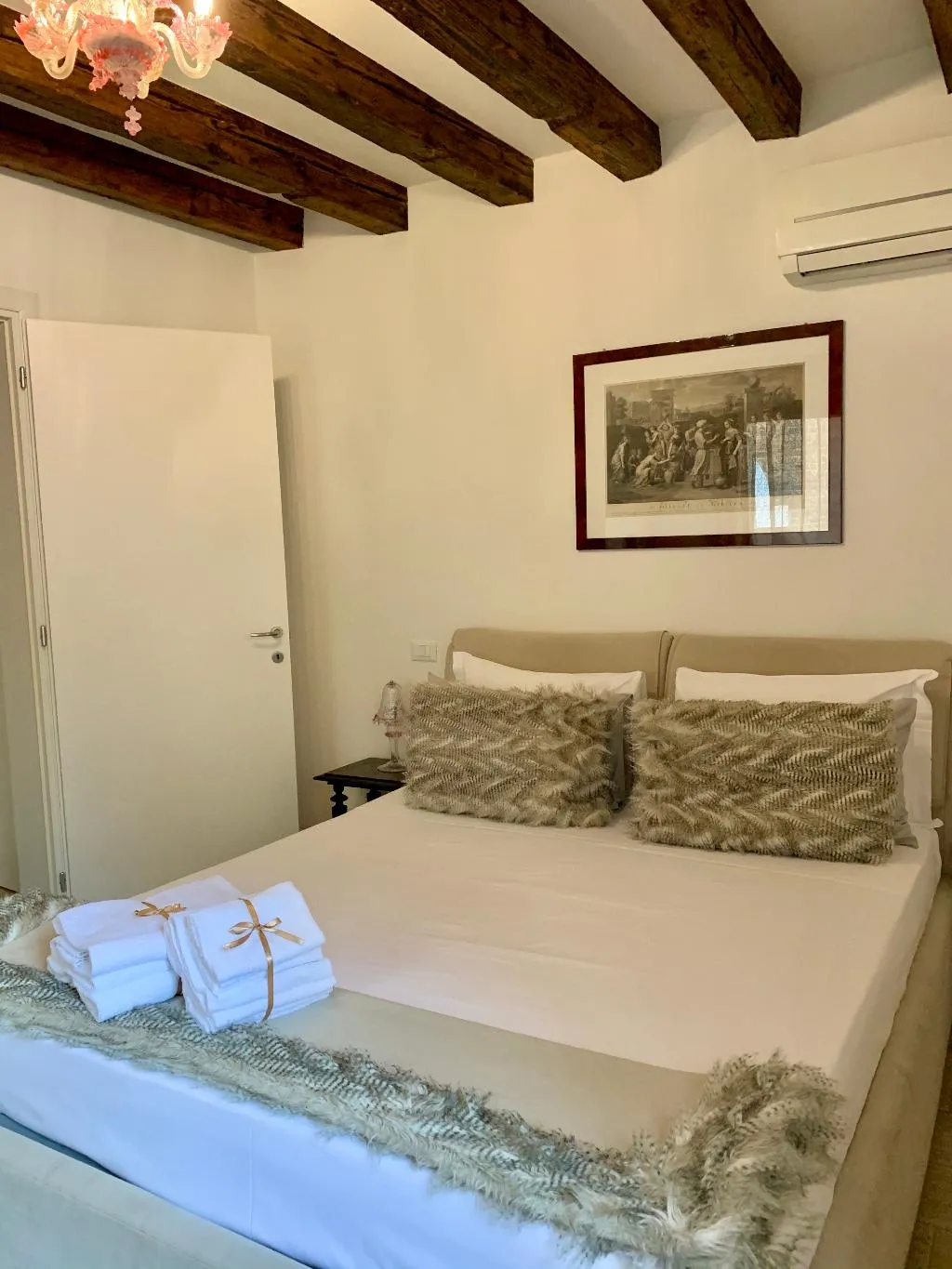 DOUBLE DELUXE Room, B&B Fortuny, Venice