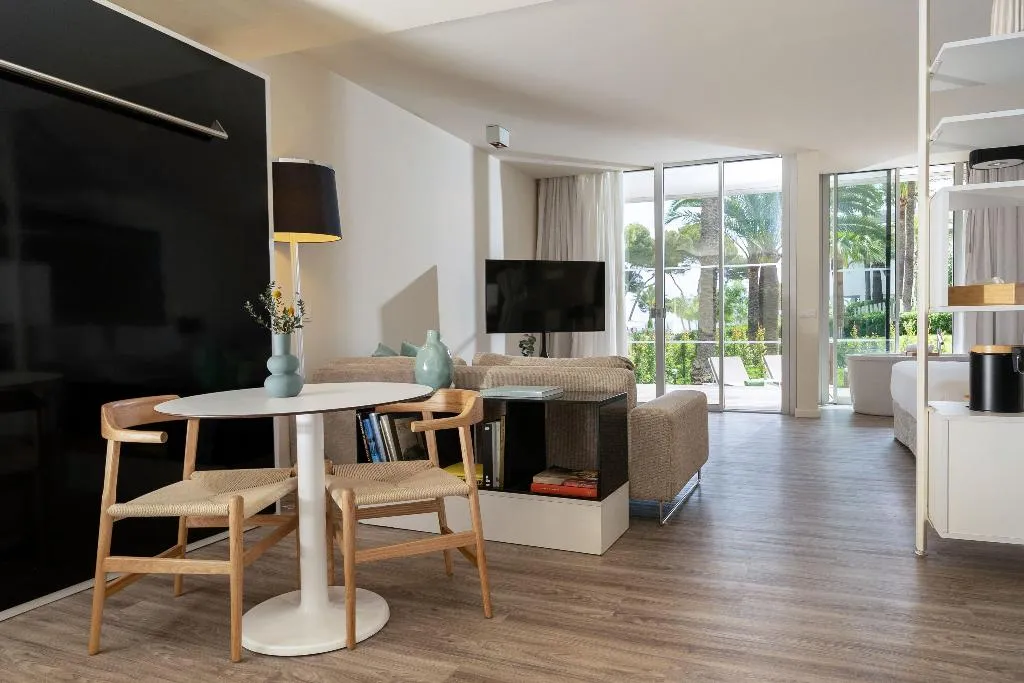 SUITE GARDEN VIEW Room, Melia South Beach, Majorca