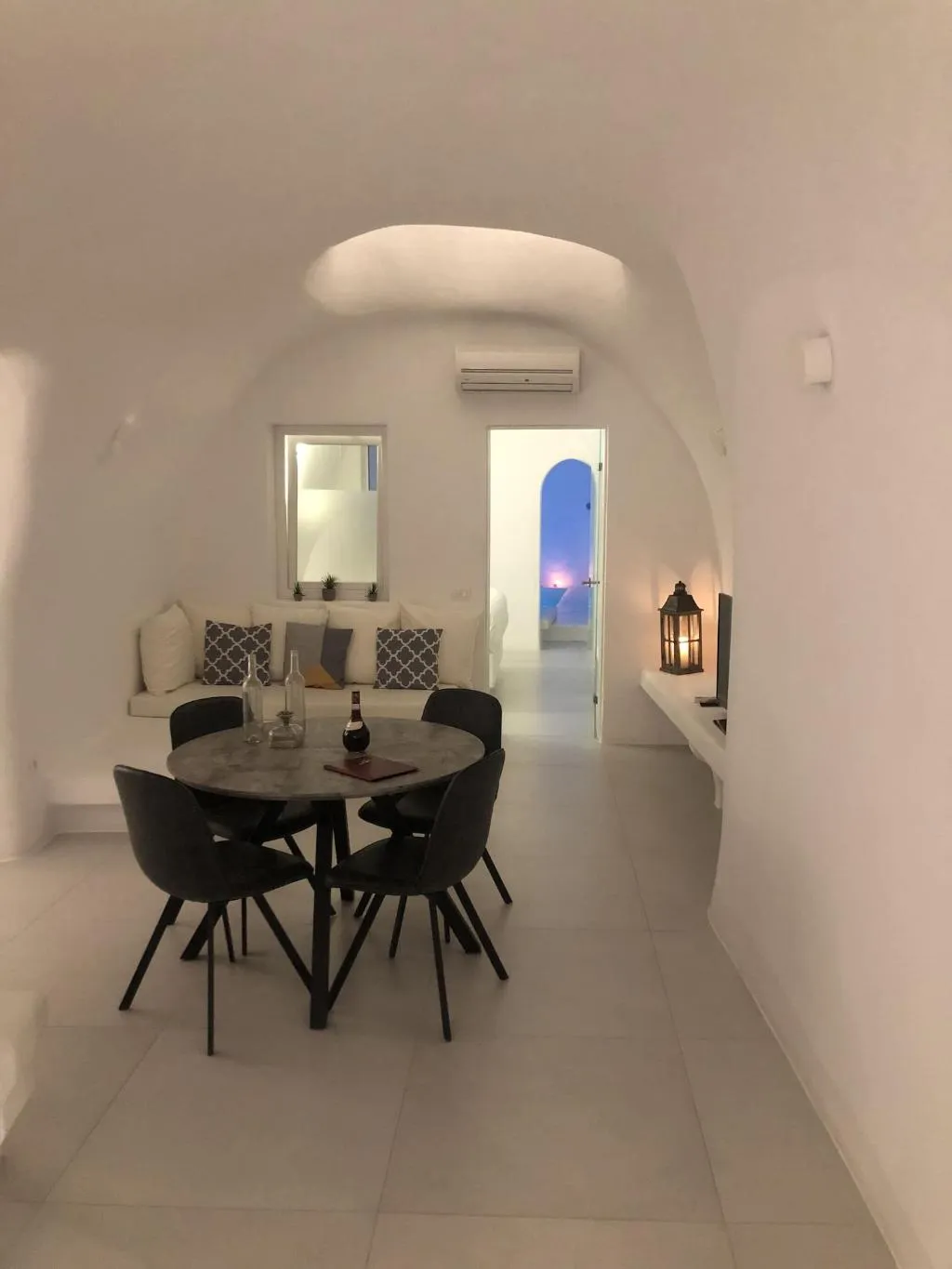 Room, Boutique 88 Fira, Santorini