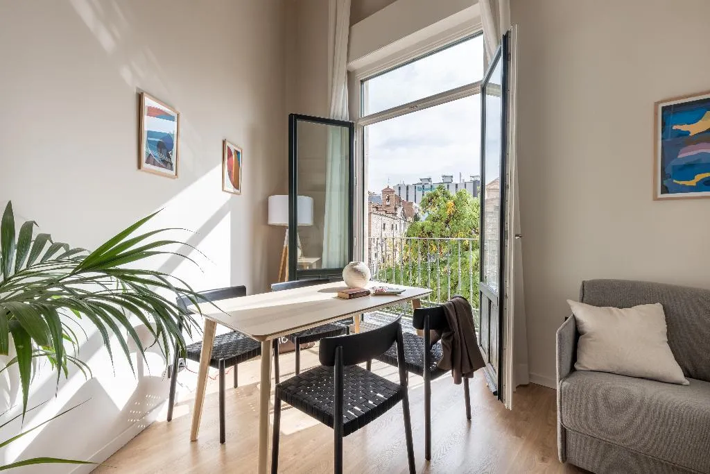 APARTMENT CAPACITY 3 ONE BEDROOM Room, Libere Madrid Palacio Real, Madrid