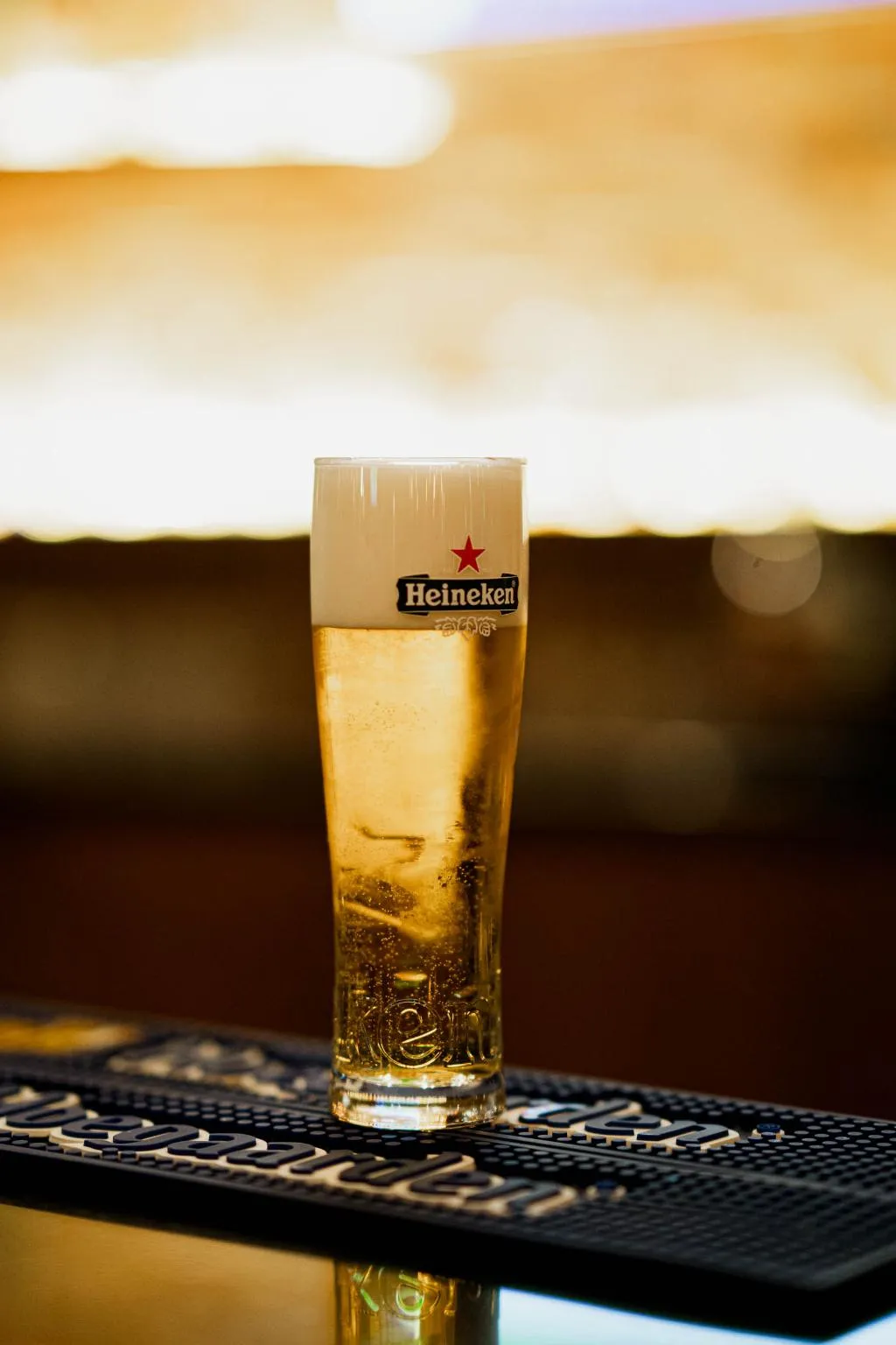 Bar, Millennium Lakeview Hotel, Dubai