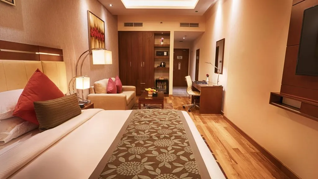 DOUBLE DELUXE KING BED Room, Rose Park Hotel - Al Barsha, Dubai