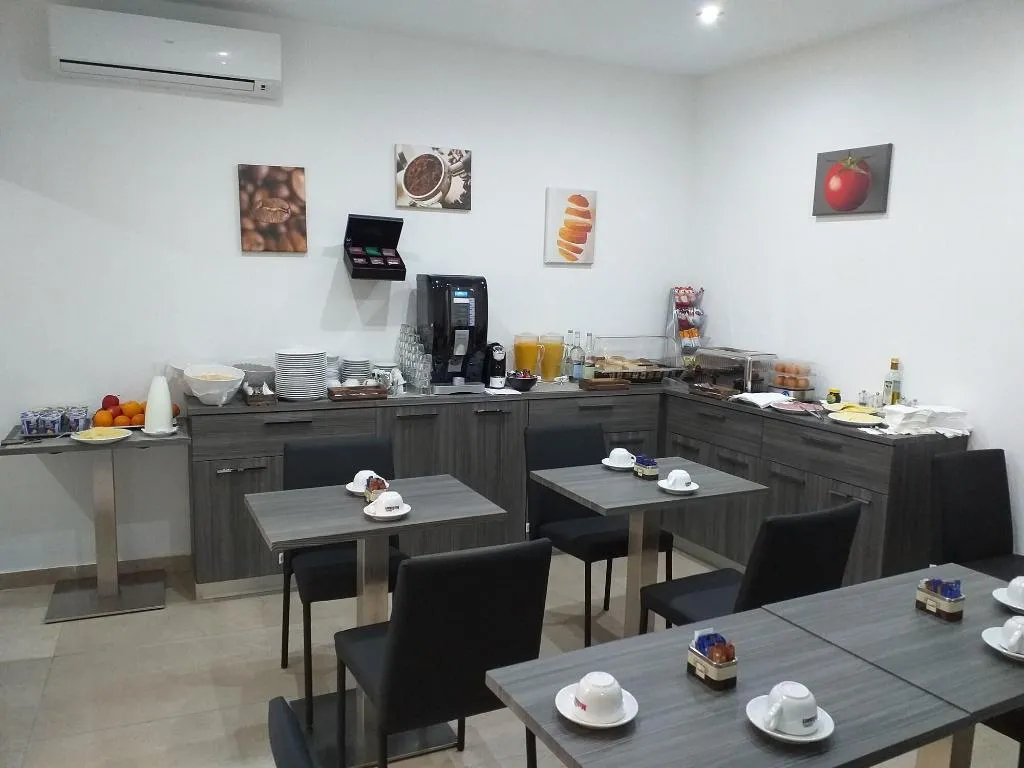 Restaurant, Tj Boutique Accommodation, Malta