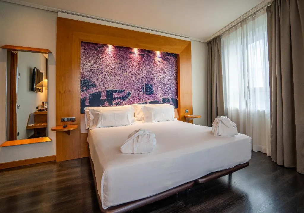 SINGLE PREMIUM Room, Abba Sants, Barcelona