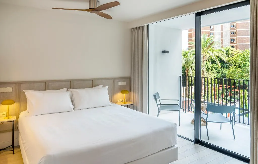 Double or Twin PREMIUM Room, Mercure Benidorm, Costa Blanca