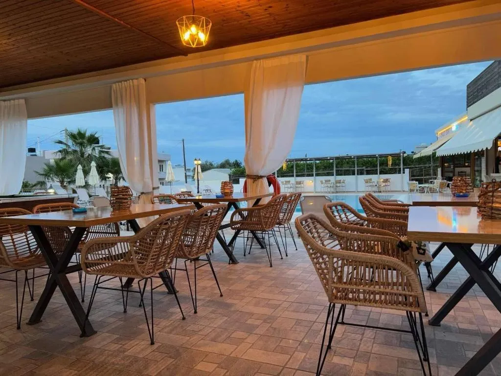 Bar, Newcastle Studios, Crete