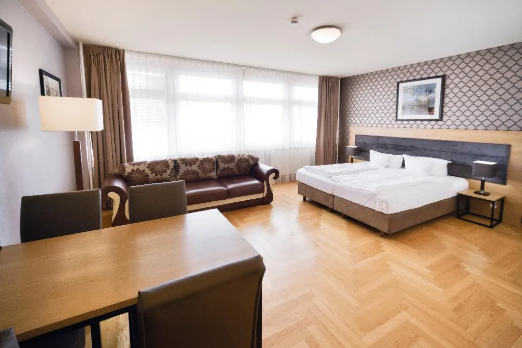 Room, AMC Apartments Ku'Damm, Berlin