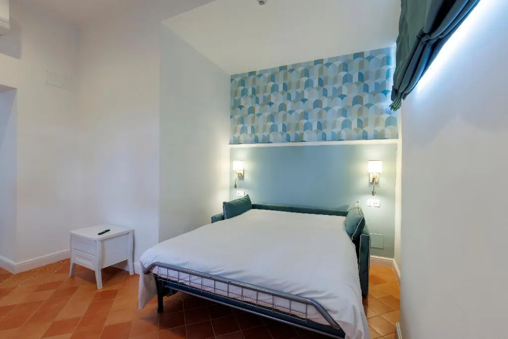 Room, D'amalfi Hospitality, Naples