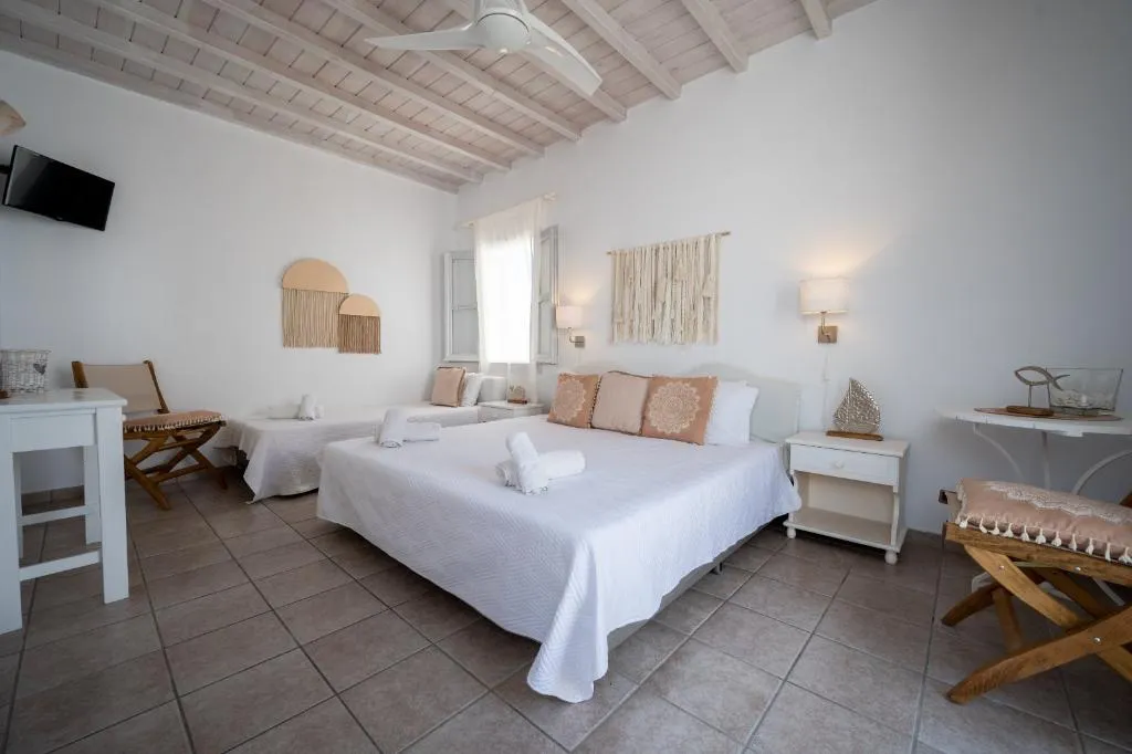 TRIPLE DELUXE WITH BALCONY Room, Mykonos Twins, Mykonos