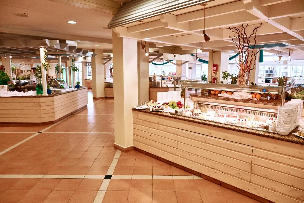 Restaurant, Robinson Kyllini Beach, Kalamata