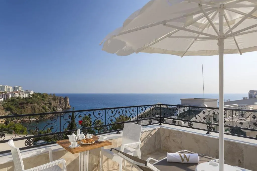 Terrace, Wise Hotel & Spa Adults Only, Antalya