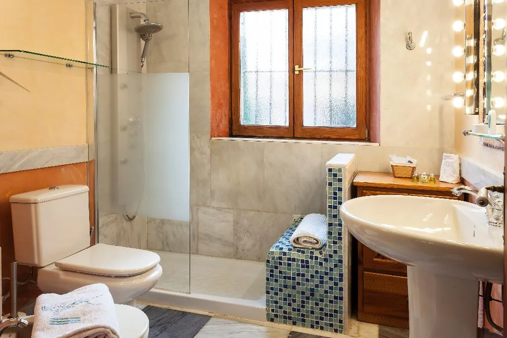 JUNIOR SUITE STANDARD Room, Es Revellar Art Resort, Majorca