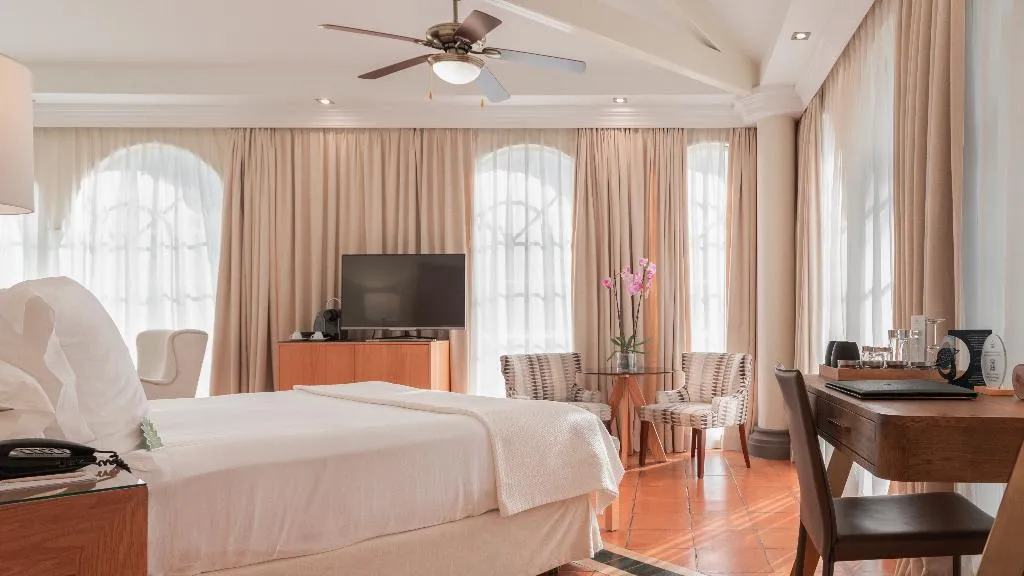 JUNIOR SUITE GARDEN VIEW Room, Bahia del Duque, Tenerife