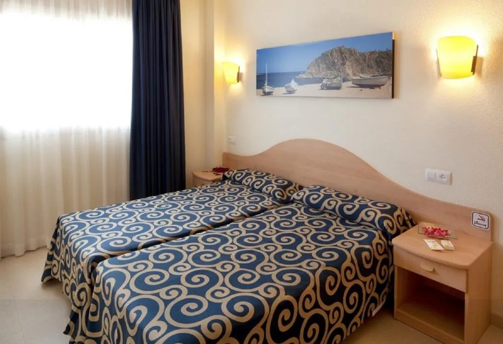 Double or Twin STANDARD Room, htop Royal Sun Suites, Costa Brava