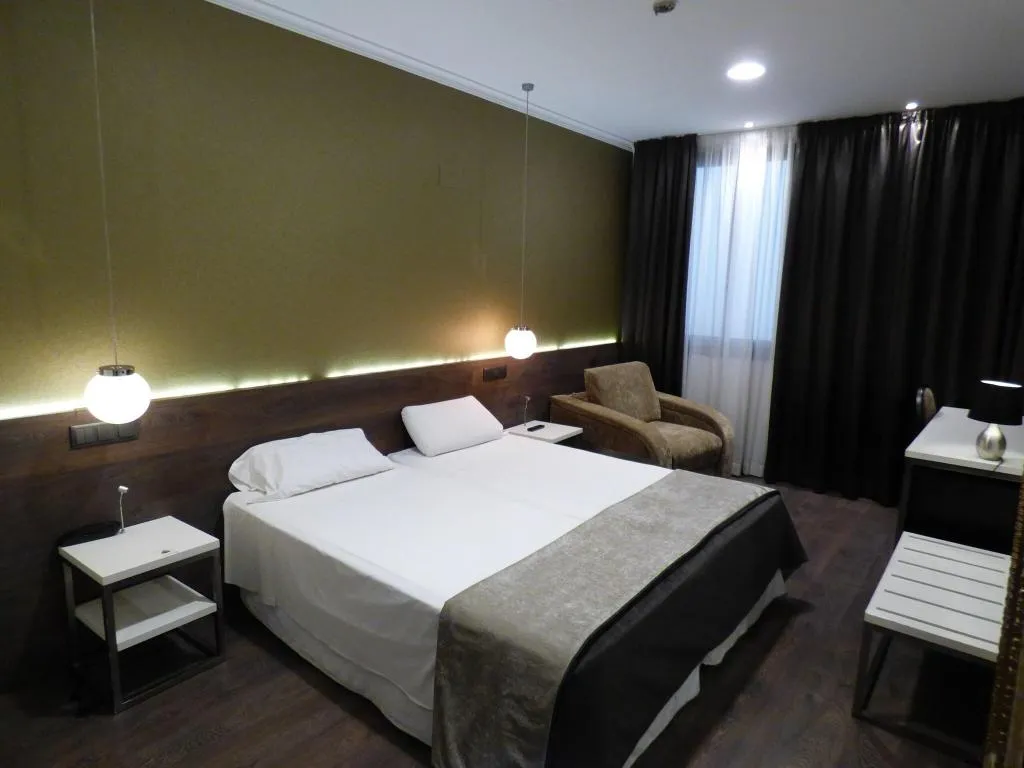 Room, Moderno, Barcelona