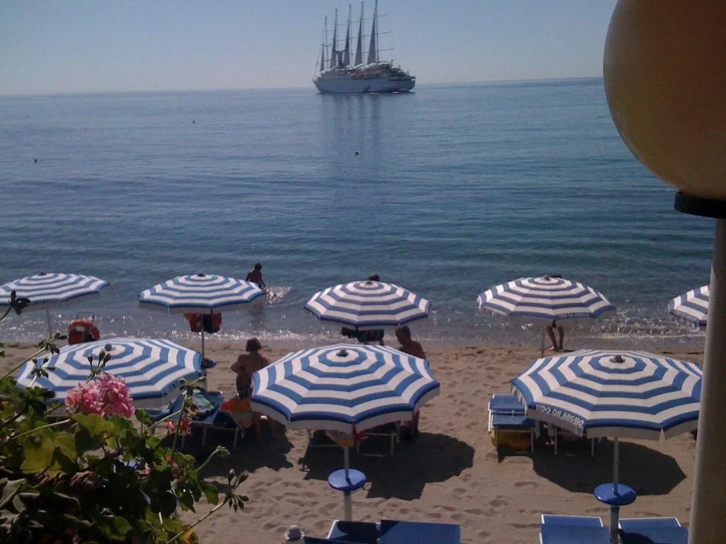 Sports and Entertainment, San Giovanni, Taormina