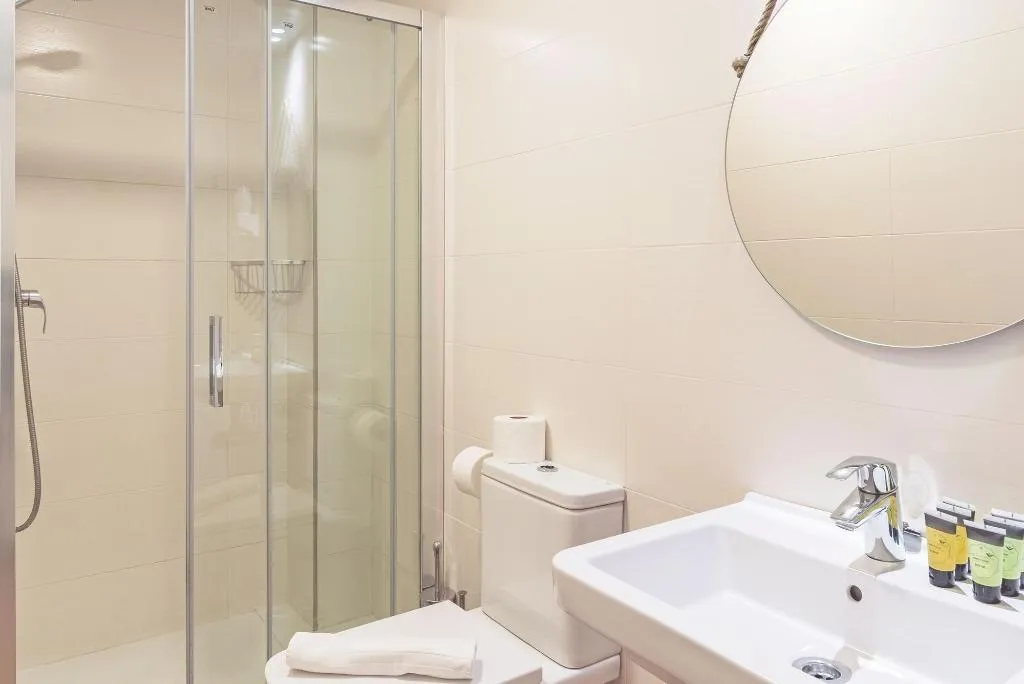 Room, Feelathome Ma Rtires Apartments, Costa Del Sol