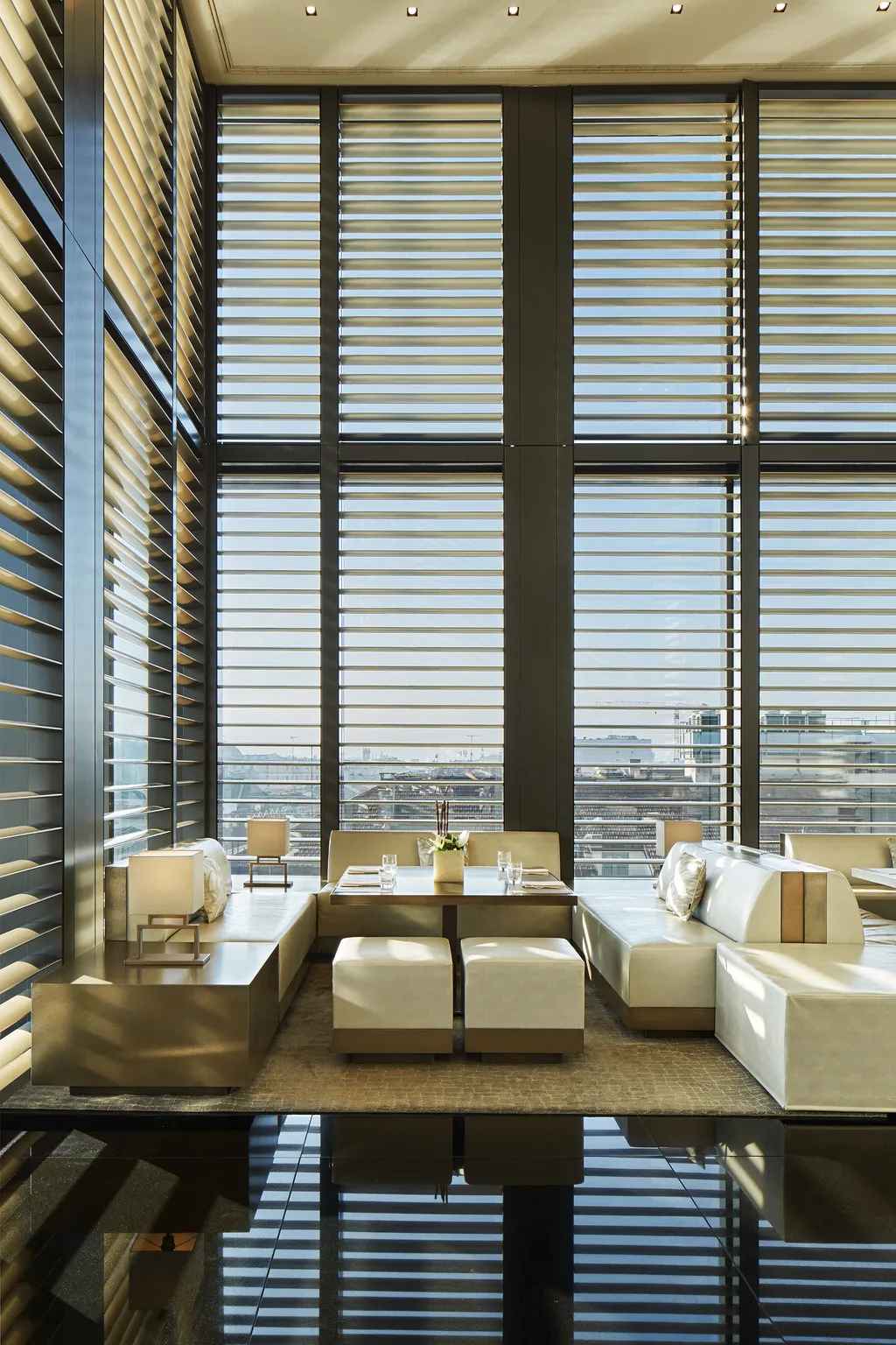 Bar, Armani Hotel Milano, Milan