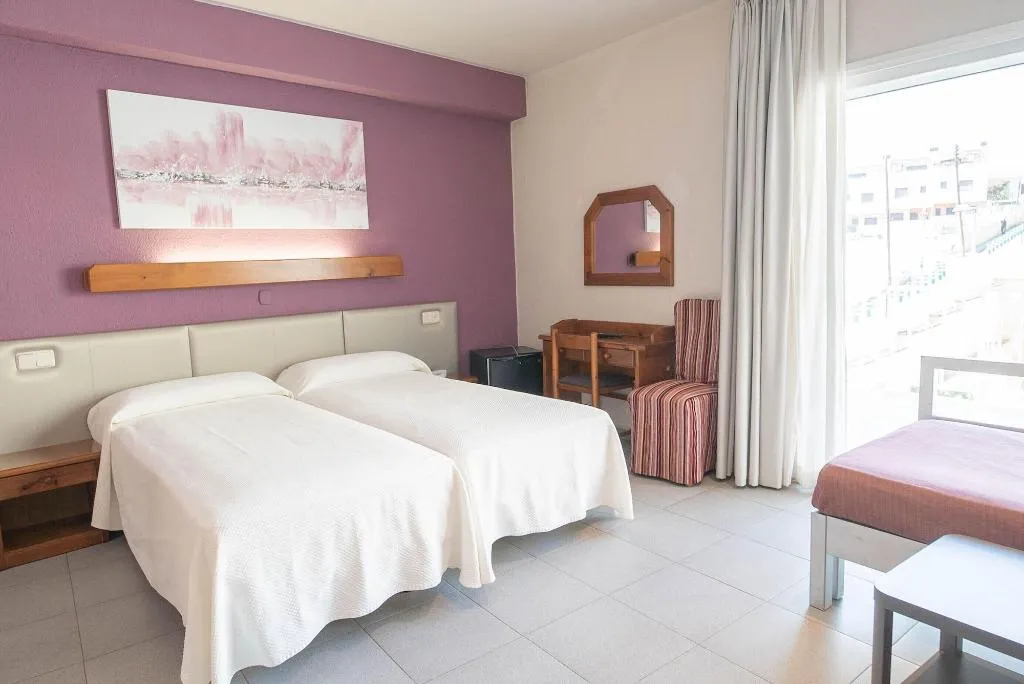 Room, S'Agoita, Costa Brava