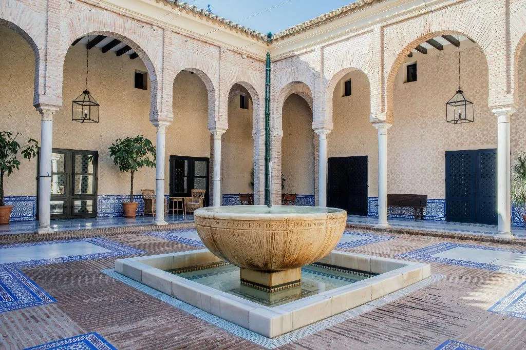 Room, Parador de Carmona, Seville