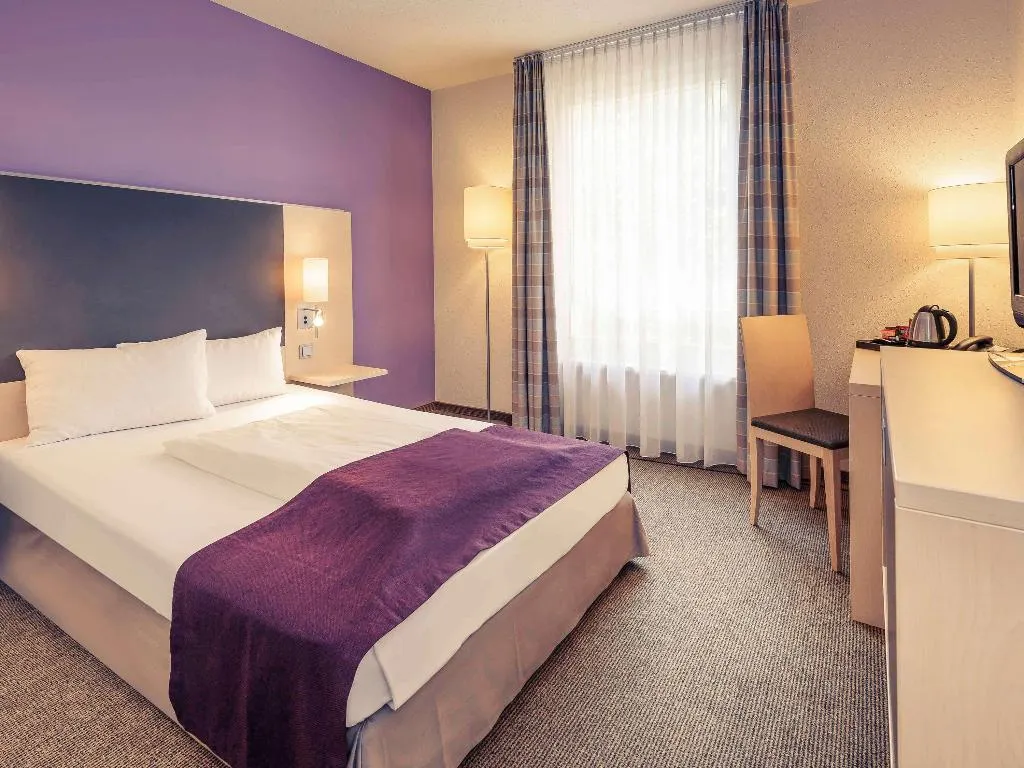 JUNIOR SUITE DELUXE GARDEN VIEW Room, Sunday Hotel Berlin City West, Berlin