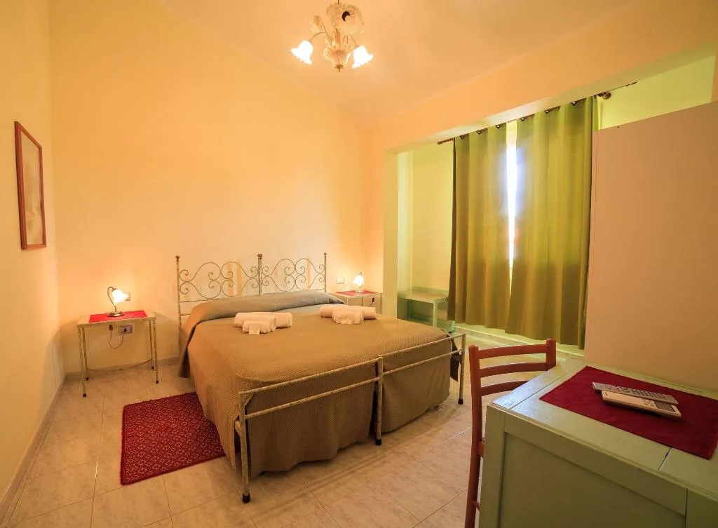 Room, Villa Alberta, Cagliari