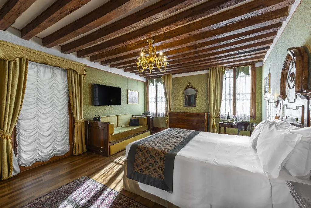 FAMILY ROOM CLASSIC Room, Casa Nicolò Priuli, Venice