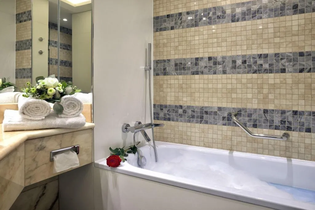 JUNIOR SUITE KING SIZE BED Room, Hotel Savoy Prague, Prague