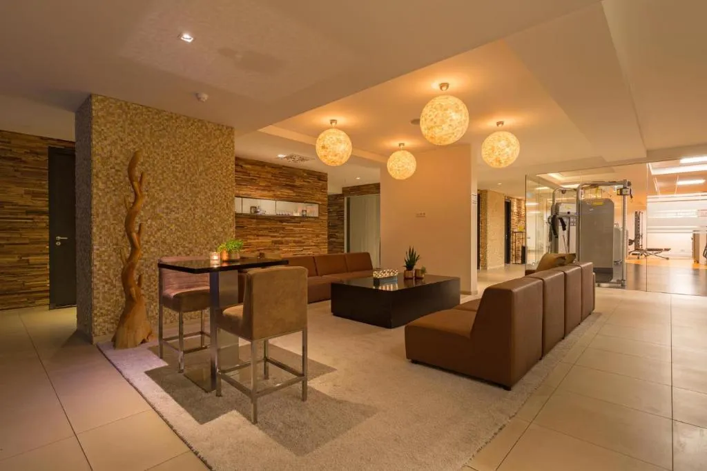 Lobby, Leonardo Royal Hotel Den Haag Promenade, Amsterdam