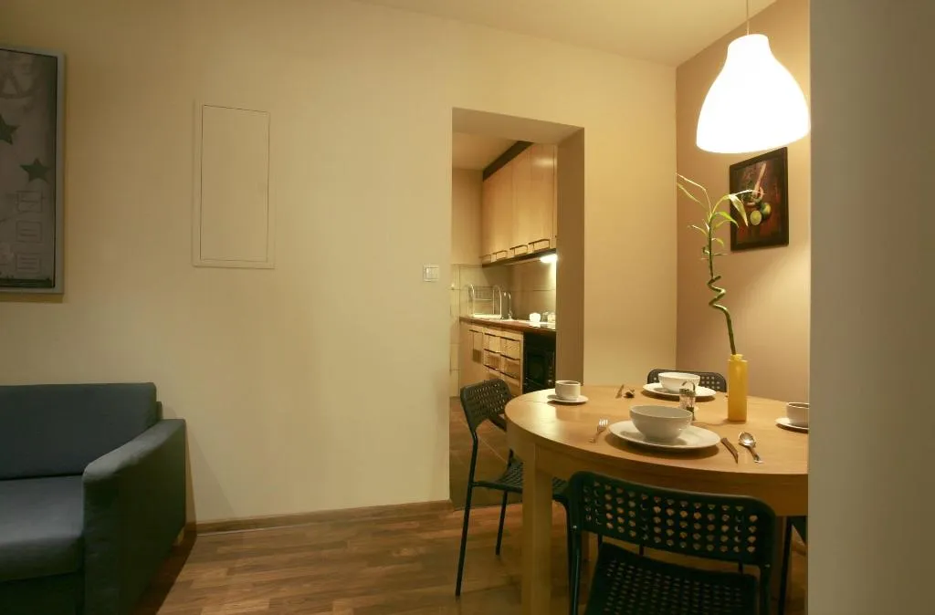 Room, Dom Turysty - Pokoje Goscinne, Krakow