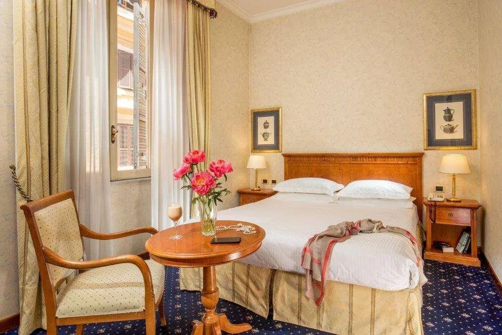 Room, UNA HOTELS Empire Roma, Rome