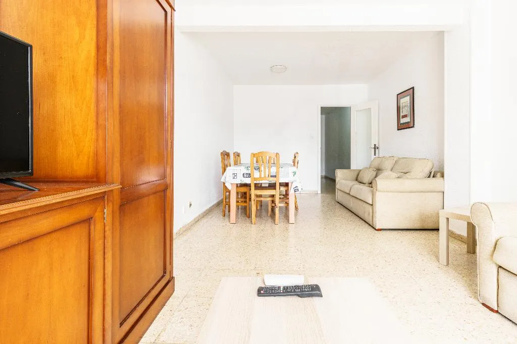 APARTMENT THREE BEDROOMS TWO BATHROOMS Room, Apartamentos Maja Beach, Costa Blanca