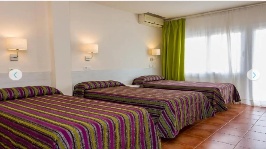 TRIPLE WITH TERRACE Room, Sol y Miel, Costa Del Sol