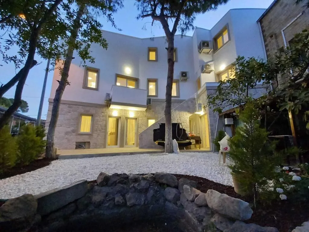 General view, Foca Suite, Izmir