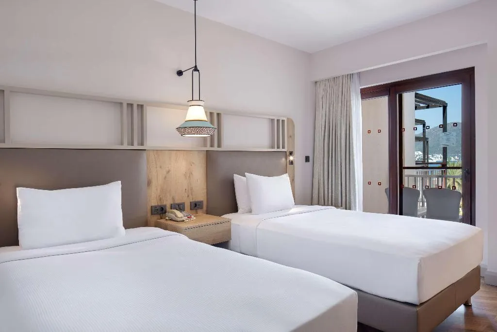 Room, DoubleTree By Hilton Bodrum Isıl Club Resort, Bodrum