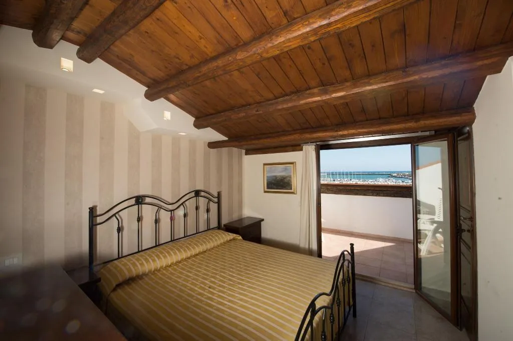Terrace, Hotel Aliai, Catania