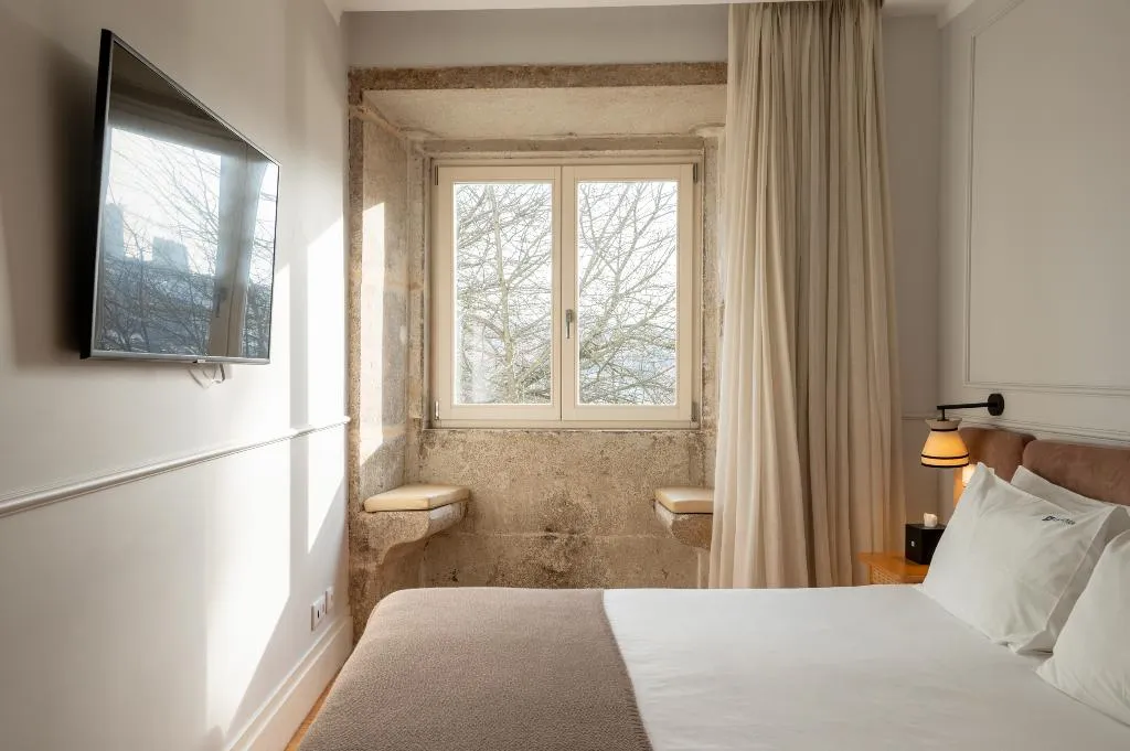 DOUBLE SUPERIOR Room, Memoria Porto Flh Hotels, Porto