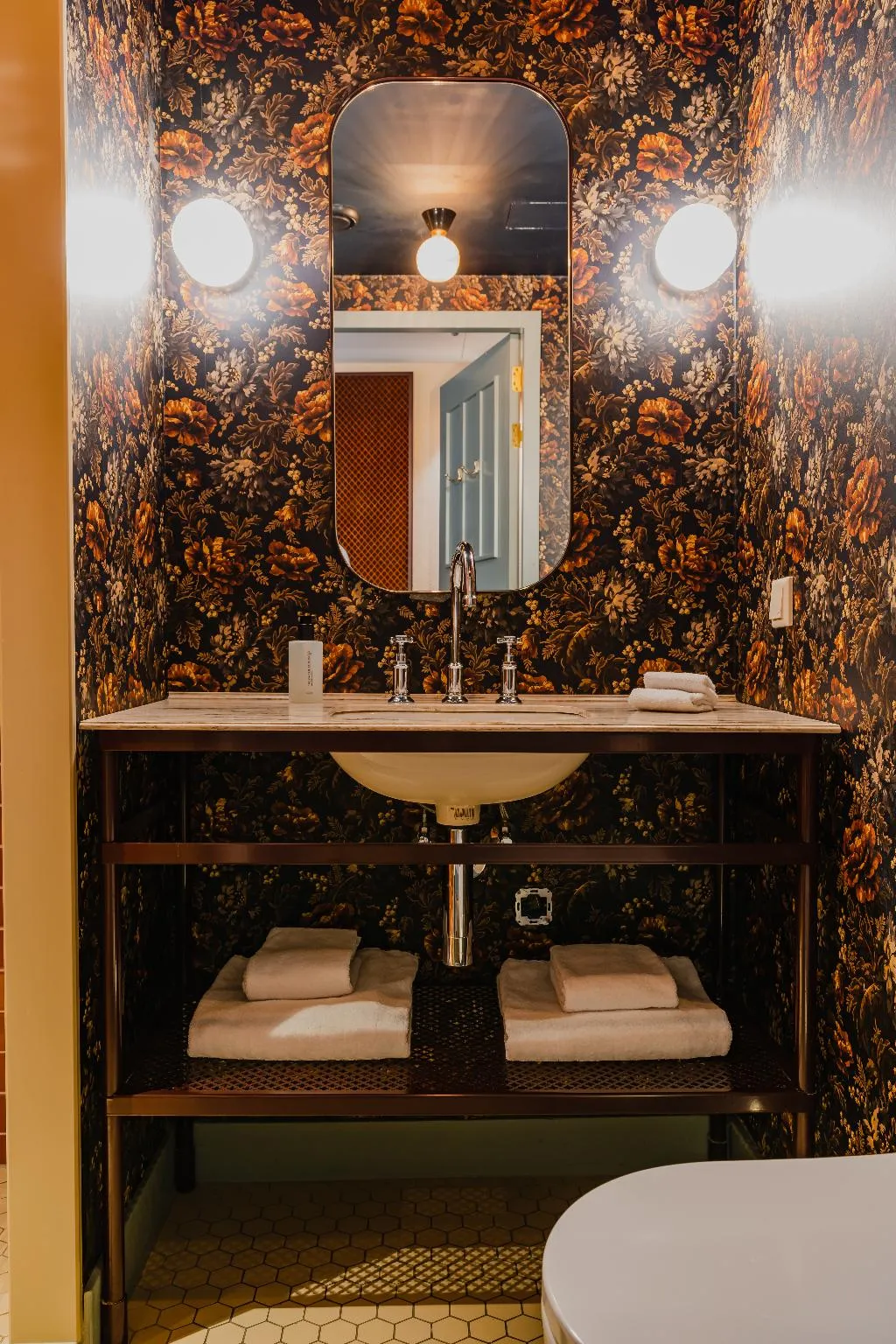 DOUBLE BASIC Room, Hotel Mercier, Amsterdam
