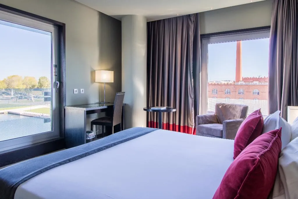 DOUBLE PREMIUM Room, Melia Ria, Algarve
