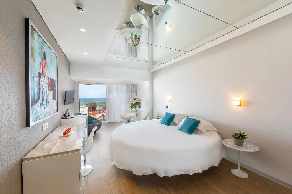 SUITE POOL VIEW Room, Faros Hotel Ayia Napa, Cyprus