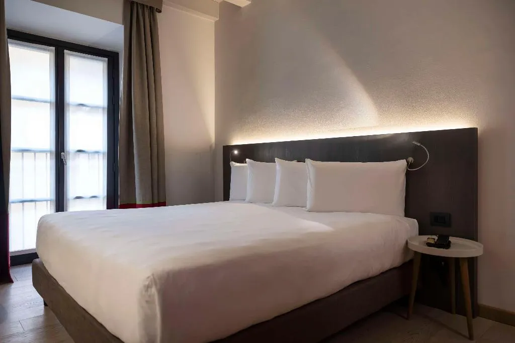 Room, Savona 18 Suites, Milan